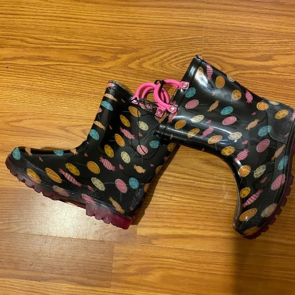 Lilly of New York Rain Boots size 11 (HG)